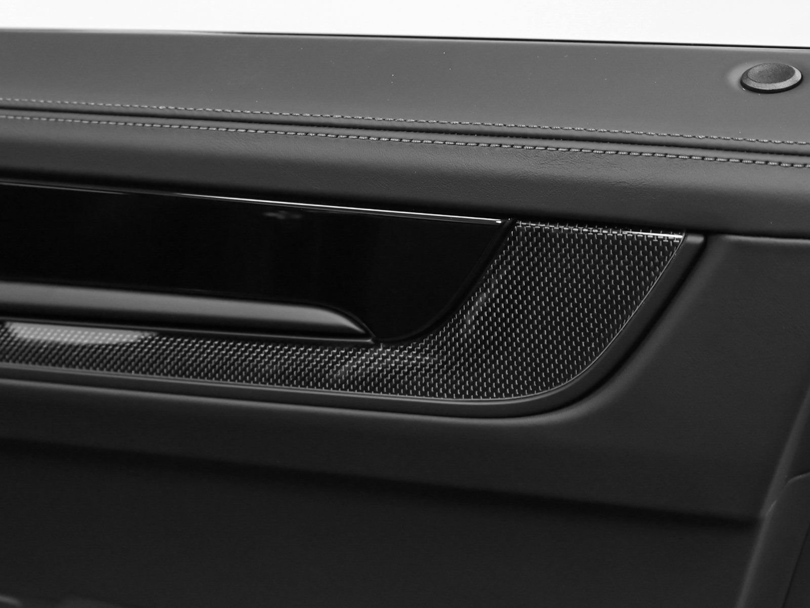 New 2026 Porsche Cayenne GTS image 26