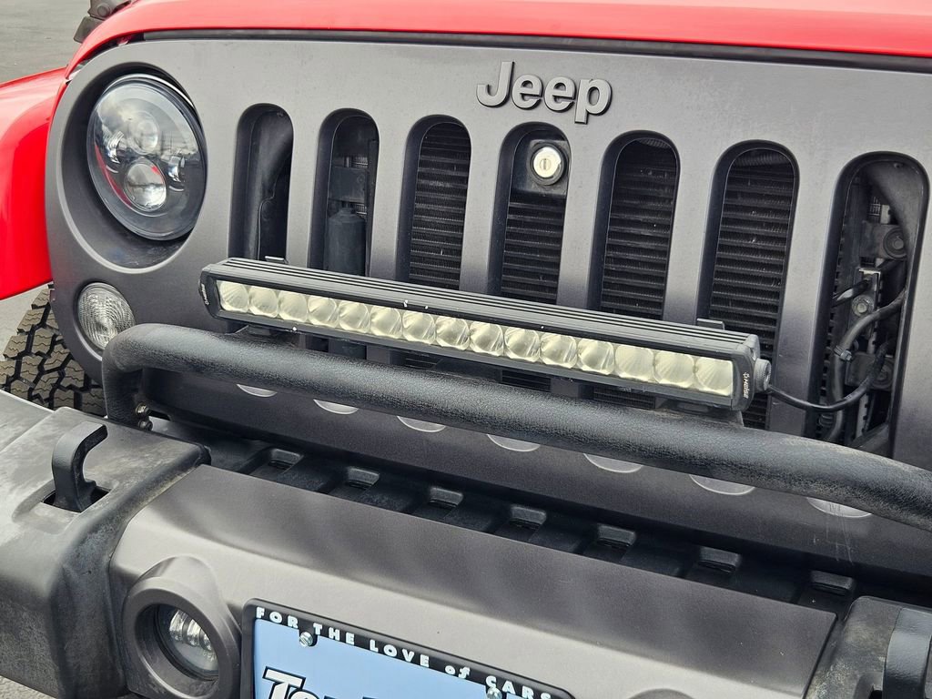 Used 2016 Jeep Wrangler Unlimited Sport image 32