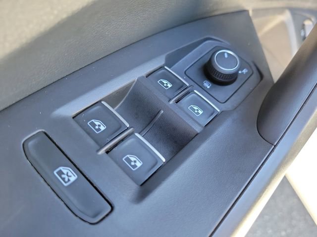 Certified 2023 Volkswagen Jetta SEL image 16