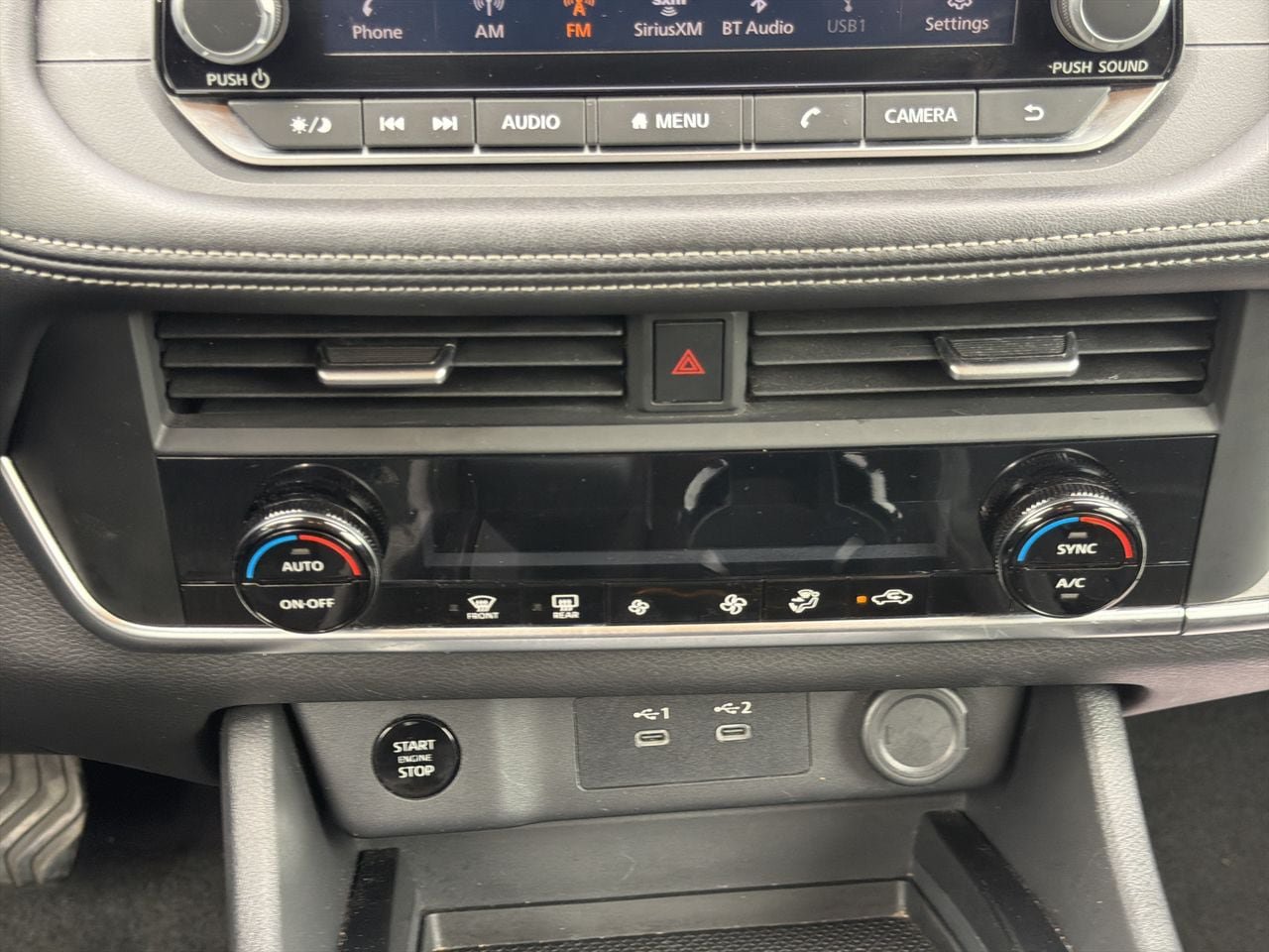 Used 2024 Nissan Rogue SV AWD/4WD image 18