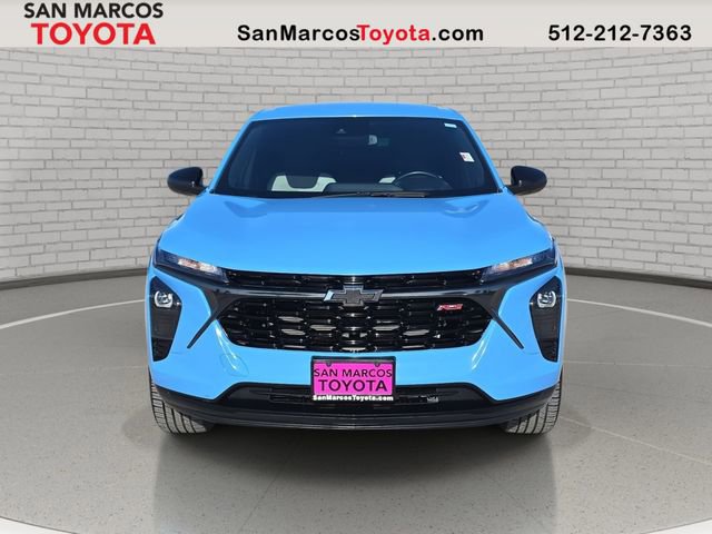 Used 2024 Chevrolet Trax RS w/ Driver Confidence Package image 2