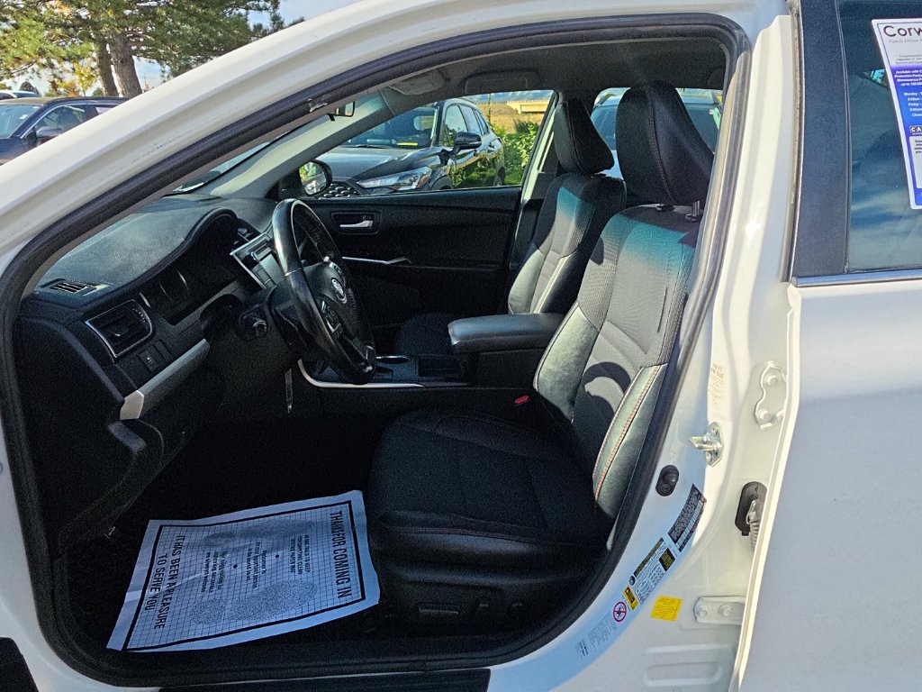 Used 2016 Toyota Camry SE FWD image 24