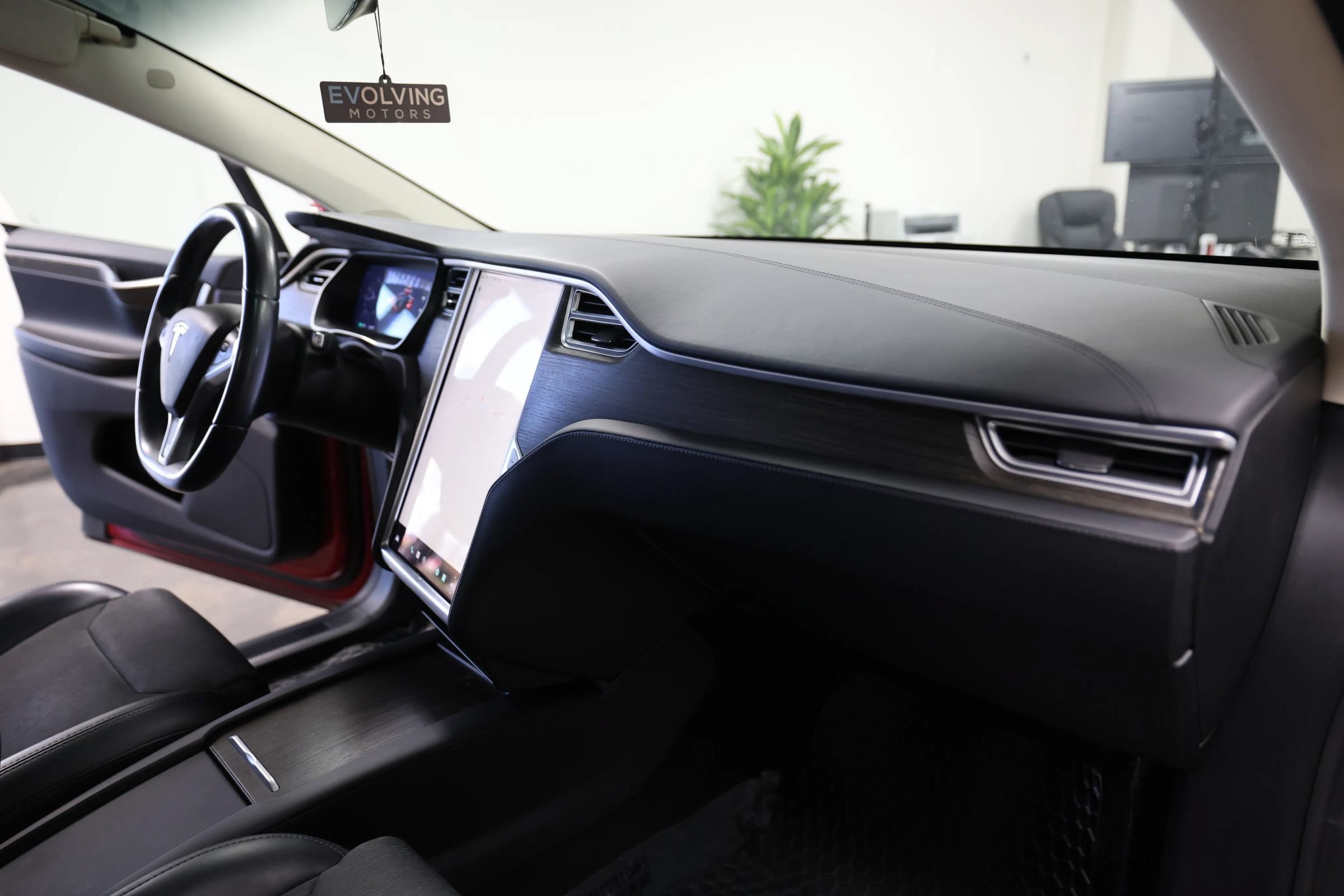 Used 2016 Tesla Model X 75D AWD/4WD image 39