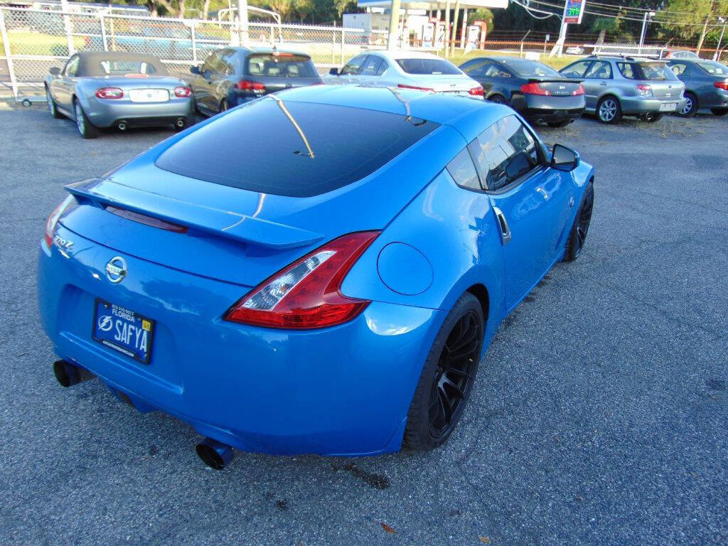Used 2010 Nissan 370Z Touring w/ Aerodynamics Pkg image 9