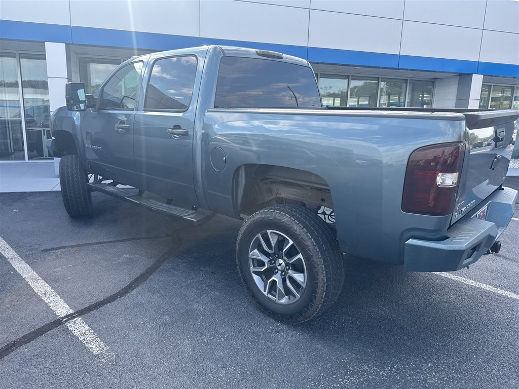 Used 2011 Chevrolet Silverado 1500 LS RWD image 9