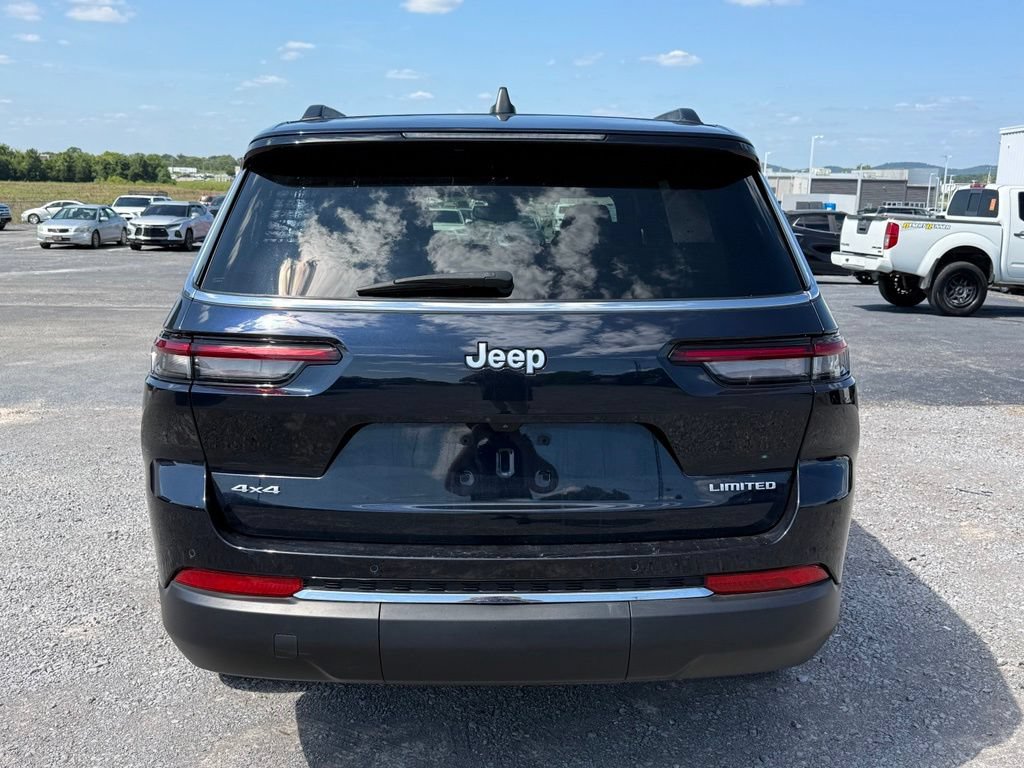 Used 2024 Jeep Grand Cherokee L Limited AWD/4WD image 18