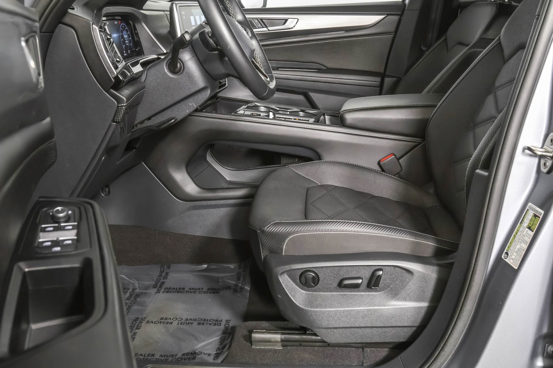 Used 2024 Volkswagen Atlas Cross Sport SE image 21