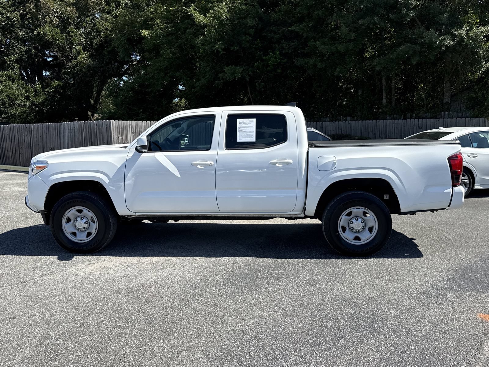 Used 2023 Toyota Tacoma SR AWD/4WD image 2