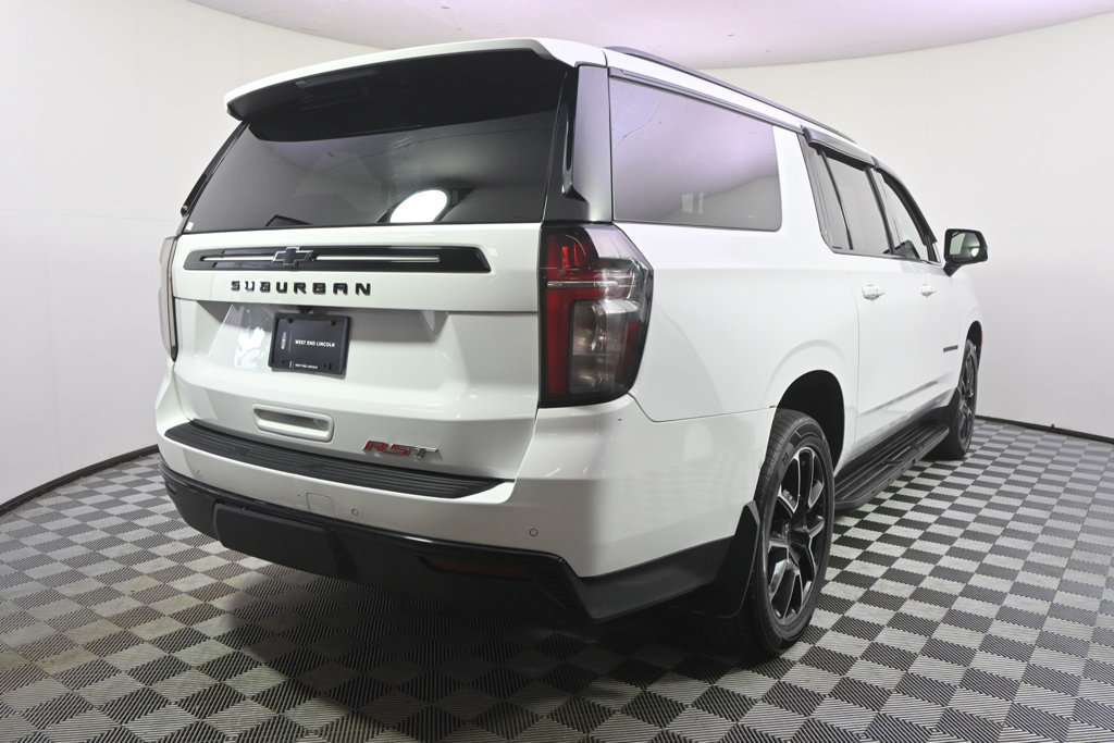 Used 2023 Chevrolet Suburban RST w/ Luxury Package AWD/4WD image 6