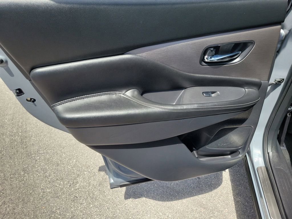 Certified 2022 Nissan Murano SL FWD image 9
