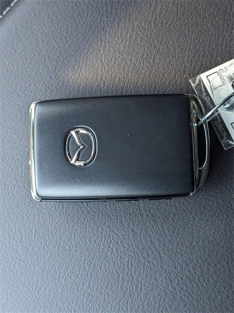 New 2025 MAZDA CX-5 Signature image 33