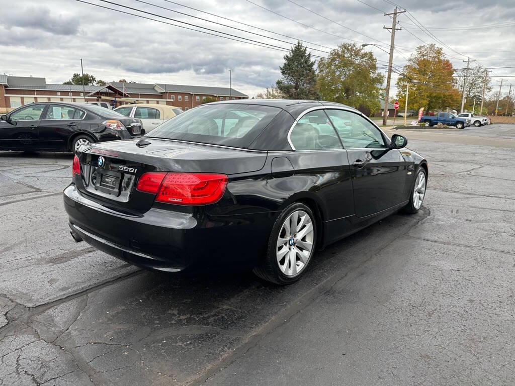Used 2012 BMW 328i Convertible image 19