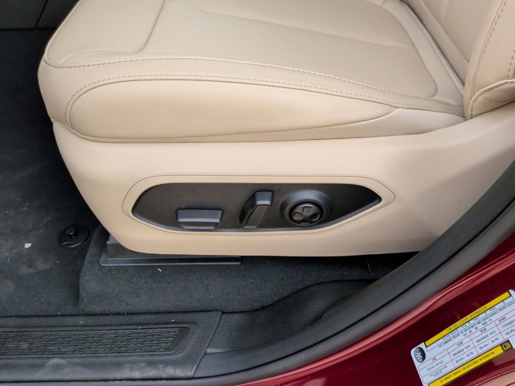 New 2025 Jeep Grand Cherokee Limited image 14