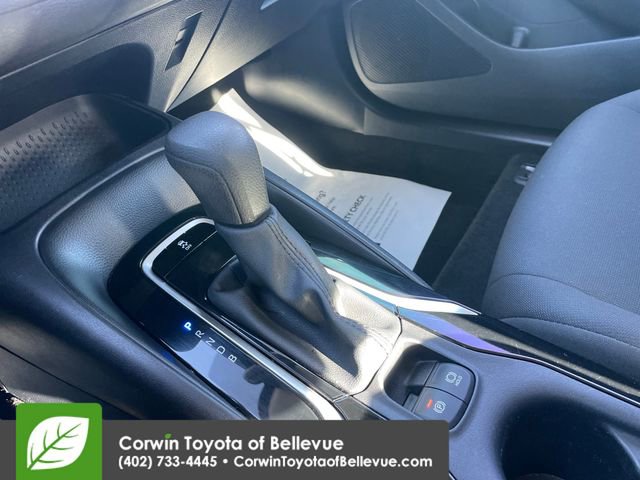 Used 2022 Toyota Corolla LE FWD image 25