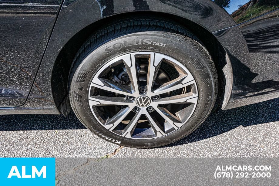 Used 2025 Volkswagen Jetta Sport FWD image 16