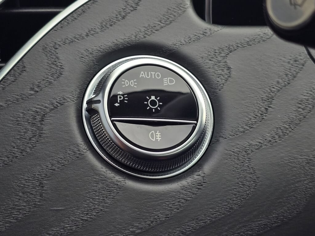 Used 2024 Mercedes-Benz E 350 4MATIC Sedan image 39
