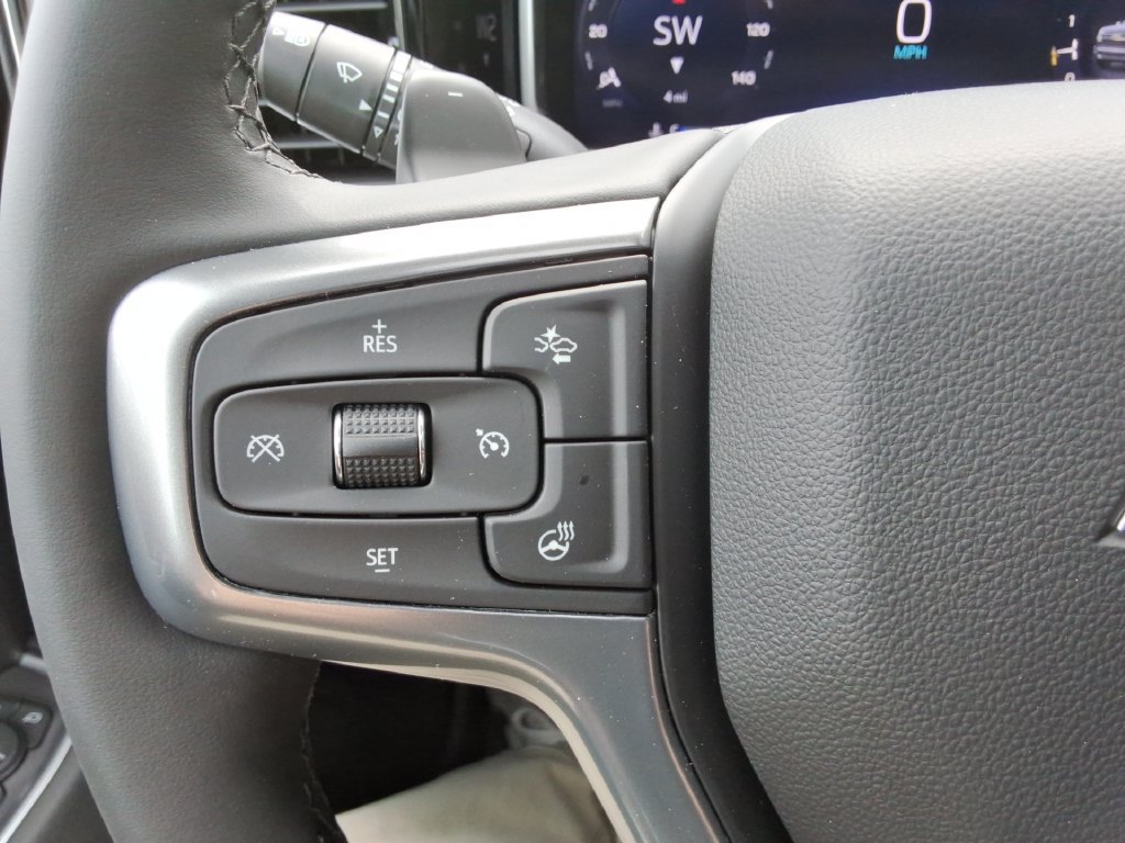 New 2026 Chevrolet Silverado 1500 LTZ w/ LTZ Premium Package AWD/4WD image 28