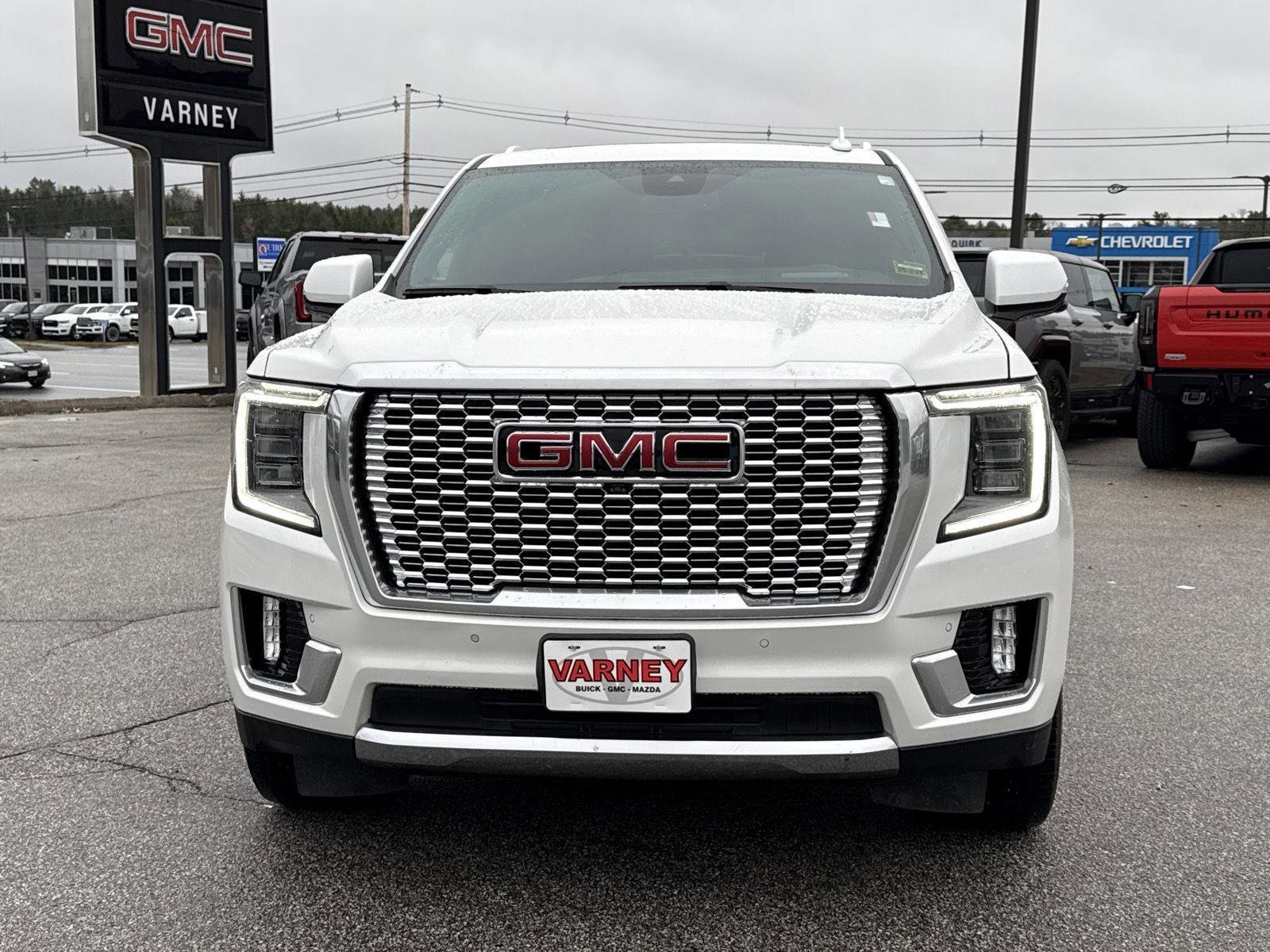 Used 2023 GMC Yukon Denali image 2