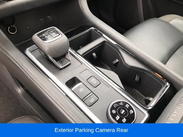 Used 2025 Nissan Pathfinder SL AWD/4WD image 7