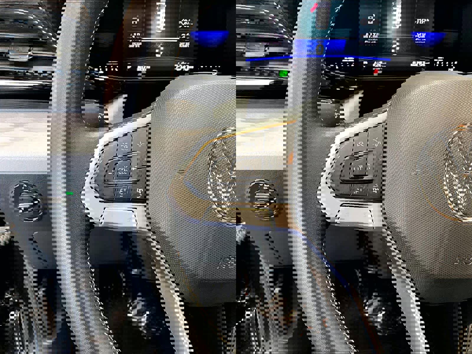 Used 2023 Volkswagen Taos S image 20