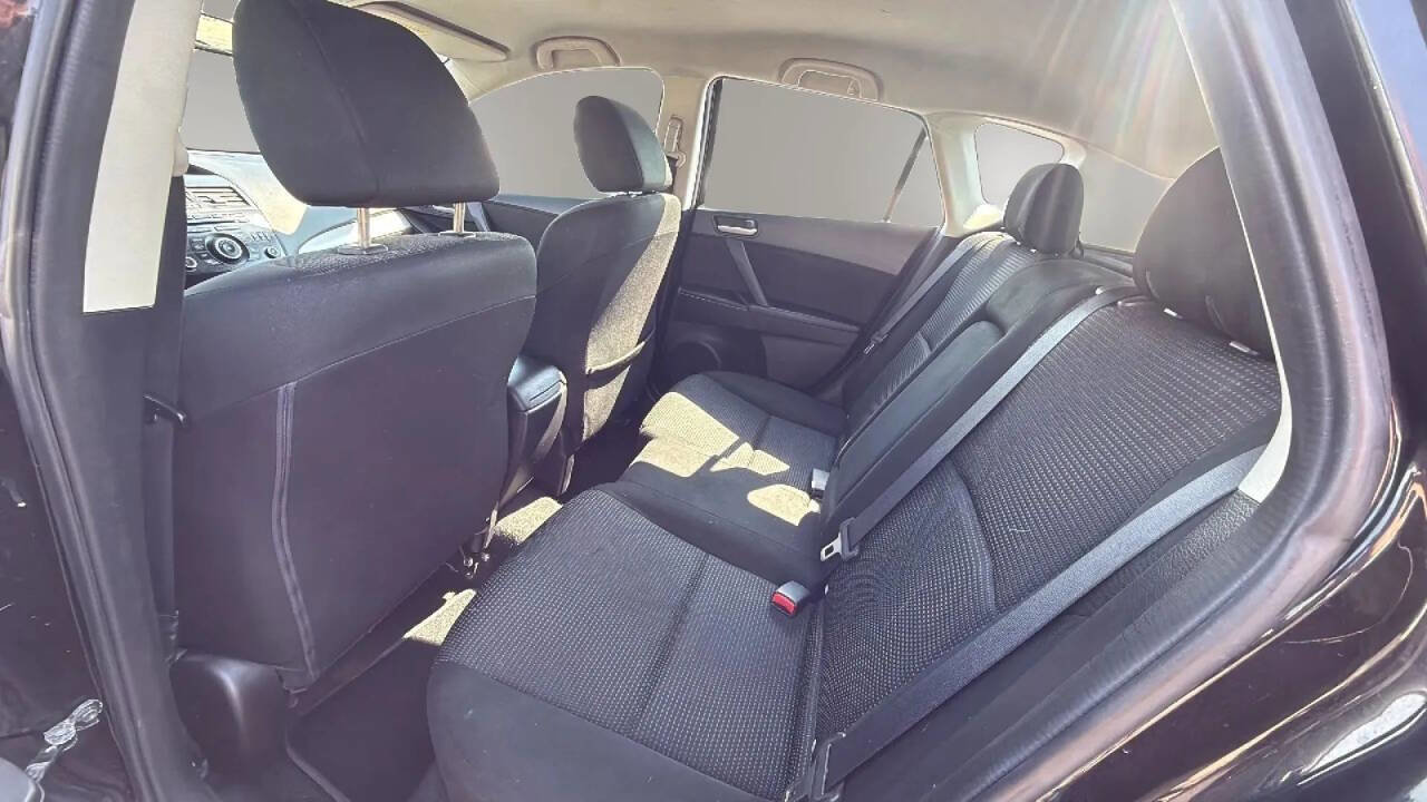 Used 2013 MAZDA MAZDA3 i Touring FWD image 10