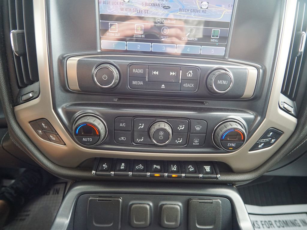 Used 2017 GMC Sierra 2500 Denali w/ Duramax Plus Package AWD/4WD image 26