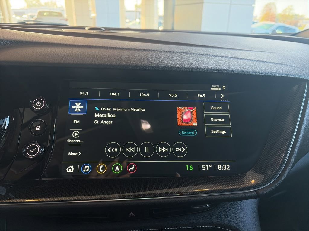 Used 2023 Buick Envision Essence w/ Technology Package I image 12