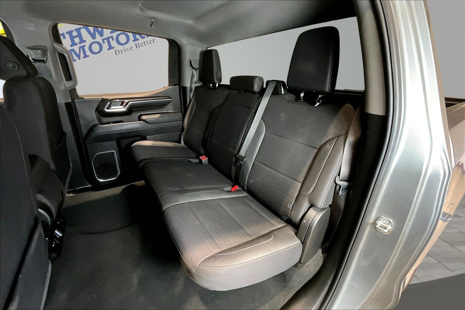 Used 2026 Chevrolet Silverado 1500 LT AWD/4WD image 24