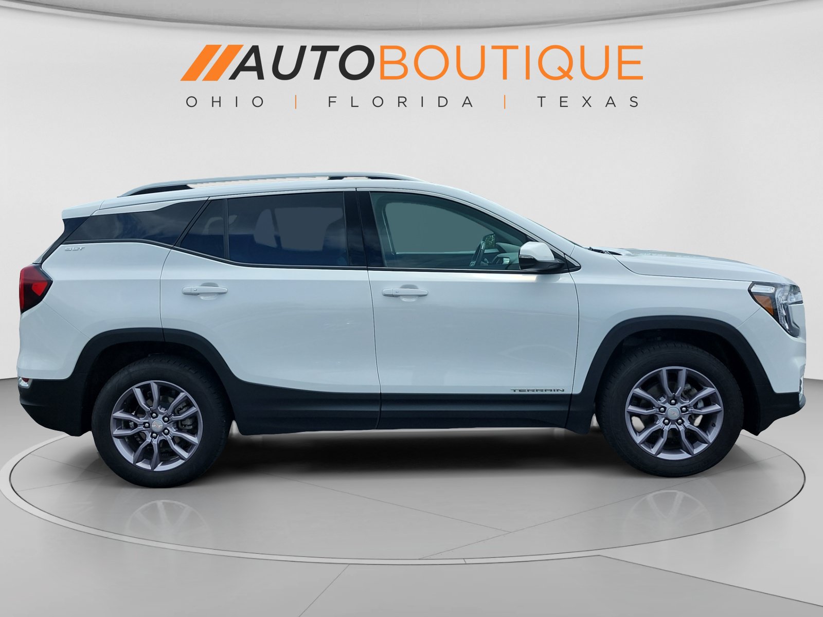 Used 2023 GMC Terrain SLT w/ Infotainment Package II AWD/4WD image 6