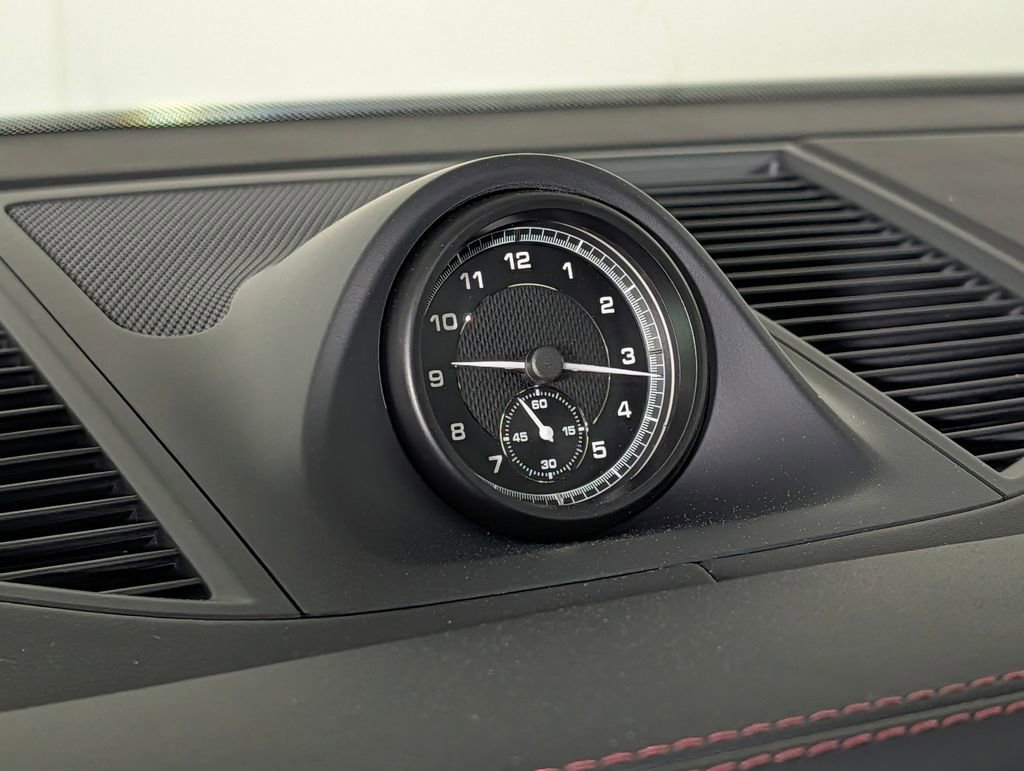 New 2026 Porsche Macan image 30