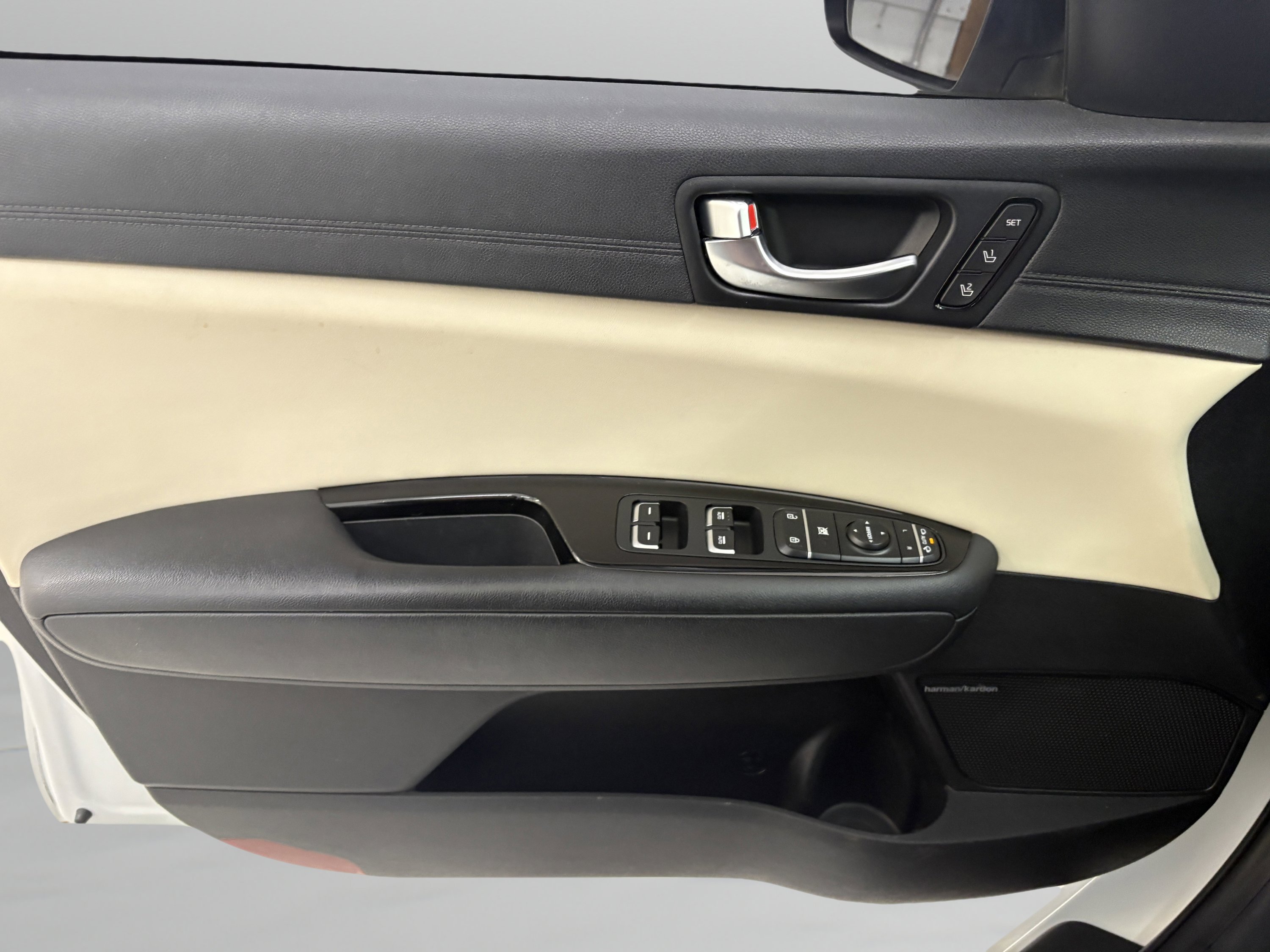 Used 2017 Kia Optima SX FWD image 24