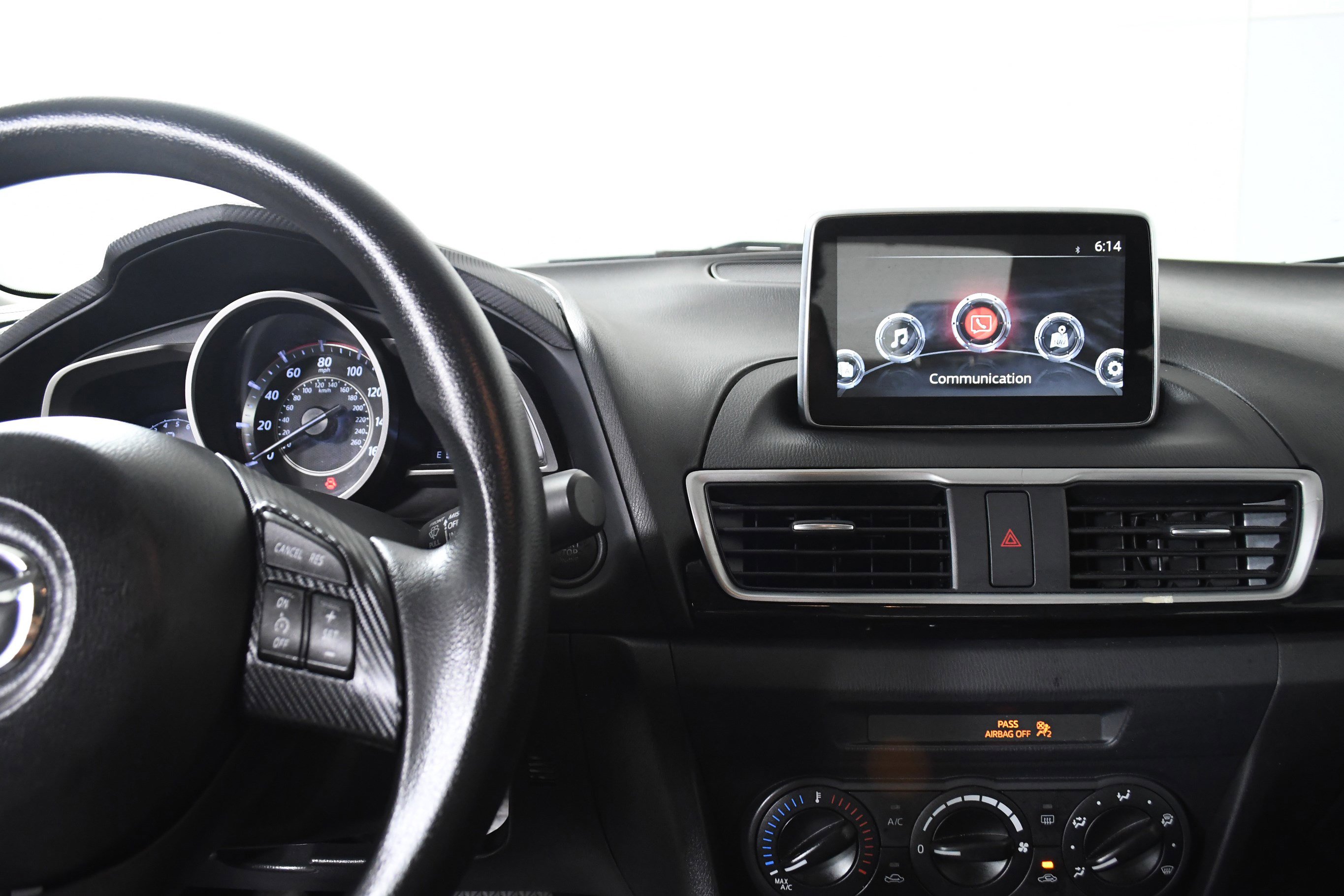 Used 2016 MAZDA MAZDA3 i Sport image 16