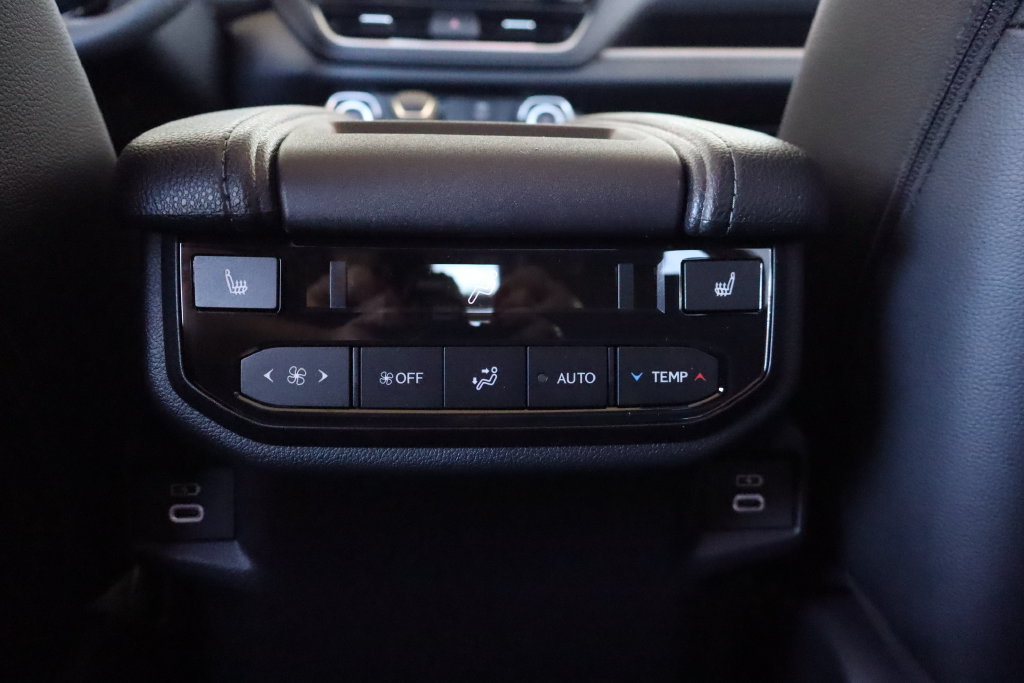 New 2026 Toyota Grand Highlander AWD Hybrid image 31