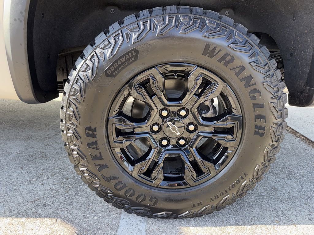 Used 2026 Chevrolet Silverado 1500 ZR2 AWD/4WD image 52