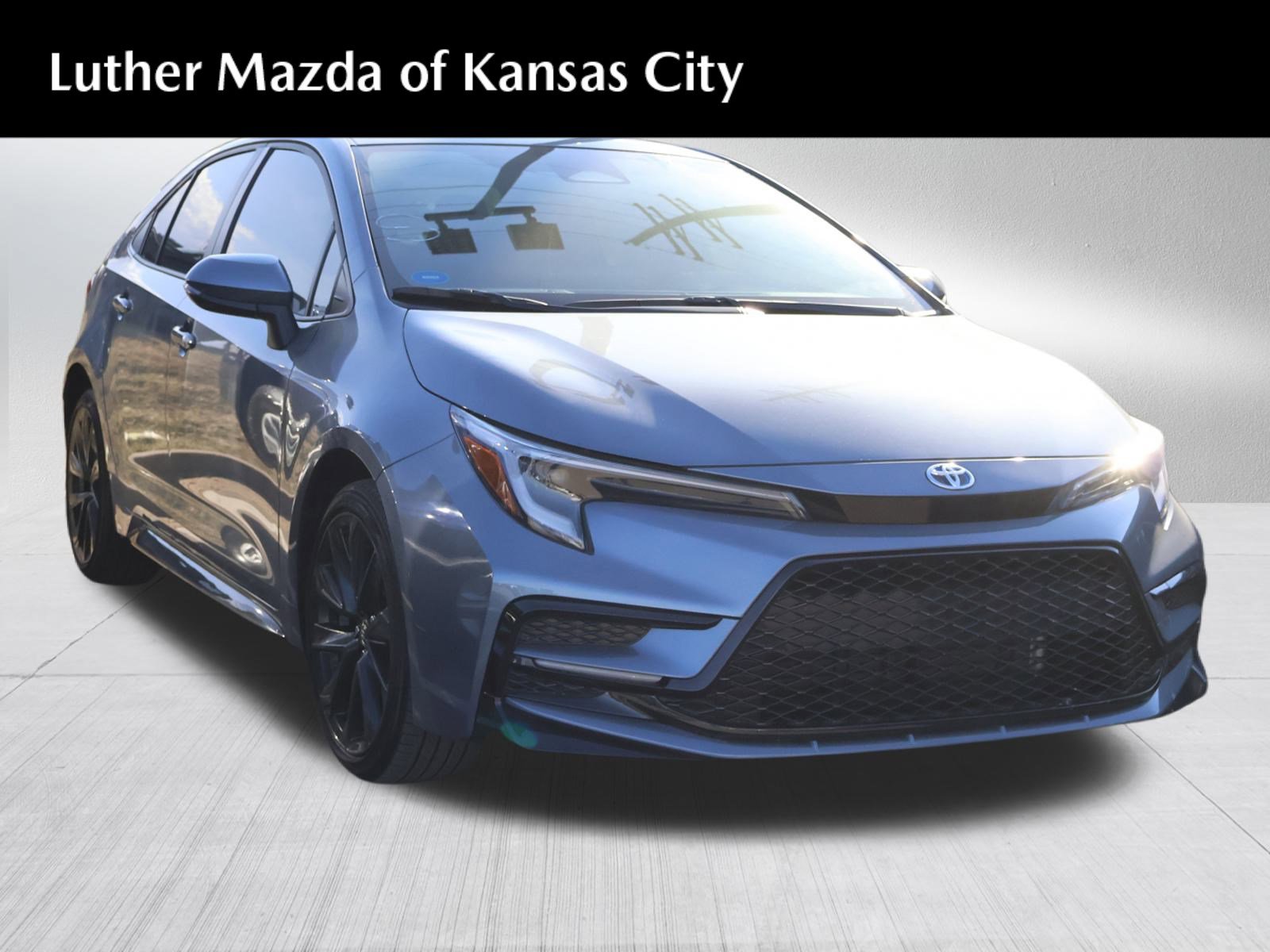 Used 2024 Toyota Corolla SE image 1