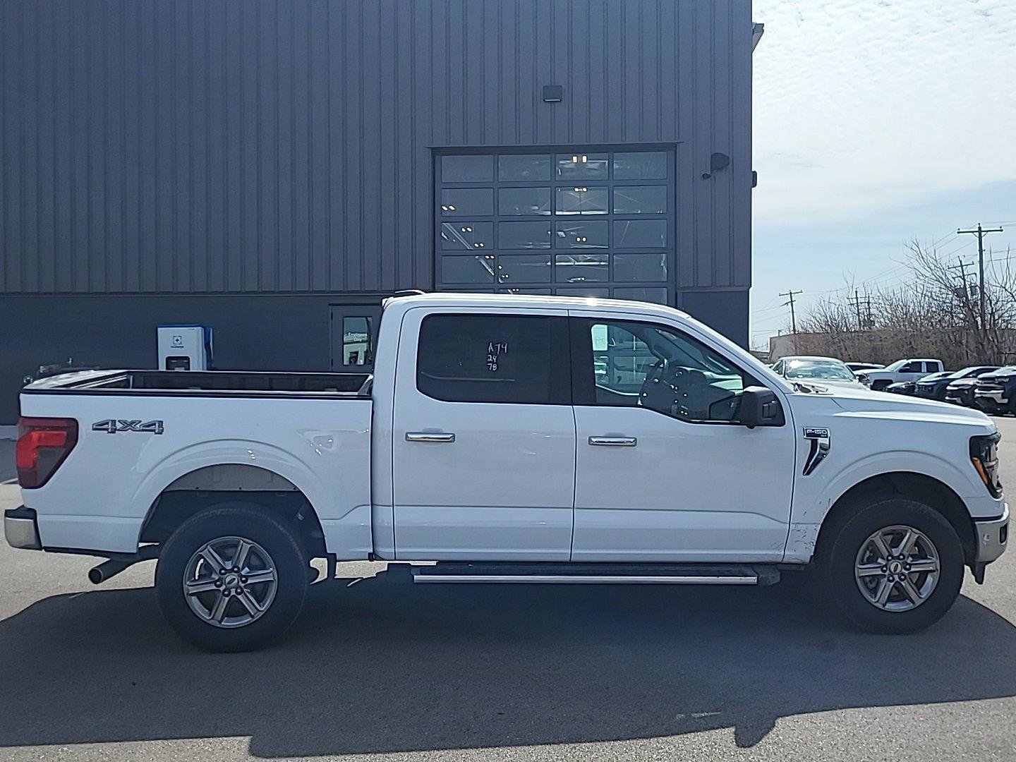 Used 2024 Ford F150 XLT w/ Tow/Haul Package image 2