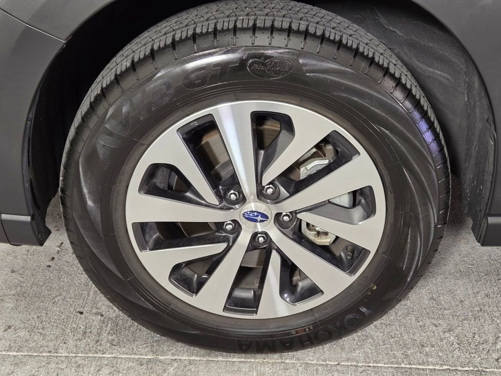 Certified 2025 Subaru Outback AWD/4WD image 14