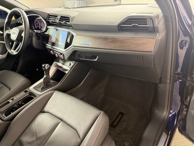 Certified 2022 Audi Q3 2.0T Premium Plus w/ Premium Plus Package AWD/4WD image 24