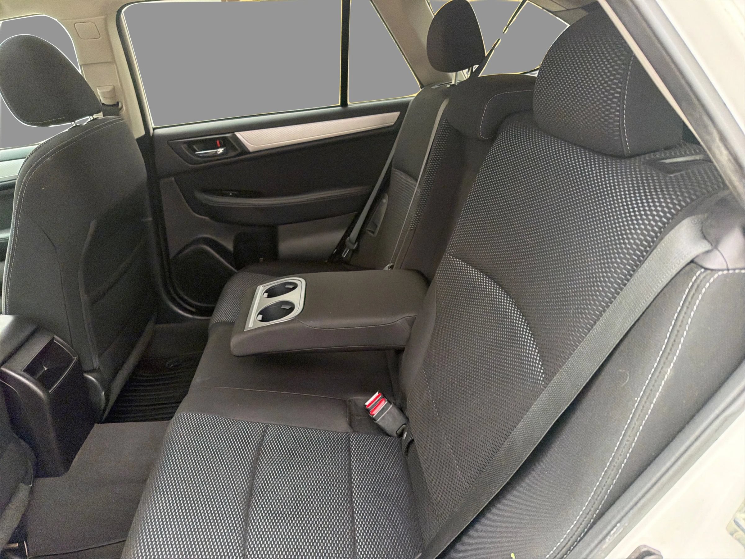 Used 2015 Subaru Outback 2.5i Premium AWD/4WD image 11
