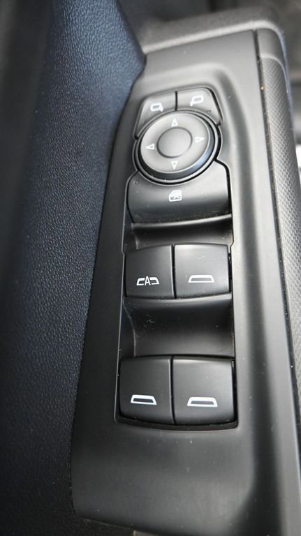 Used 2020 Chevrolet Silverado 1500 Custom w/ Custom Value Package image 23