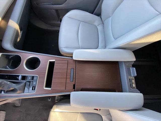 Certified 2023 Toyota Sienna XLE image 20