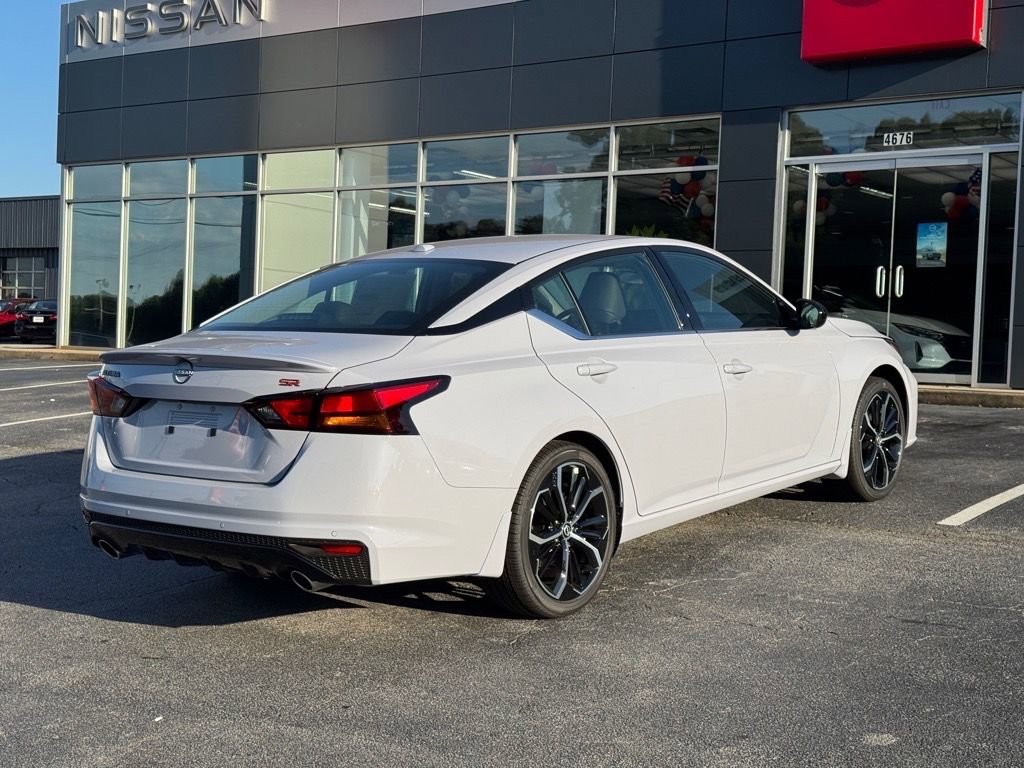 New 2025 Nissan Altima 2.5 SR w/ SR Premium Package image 3