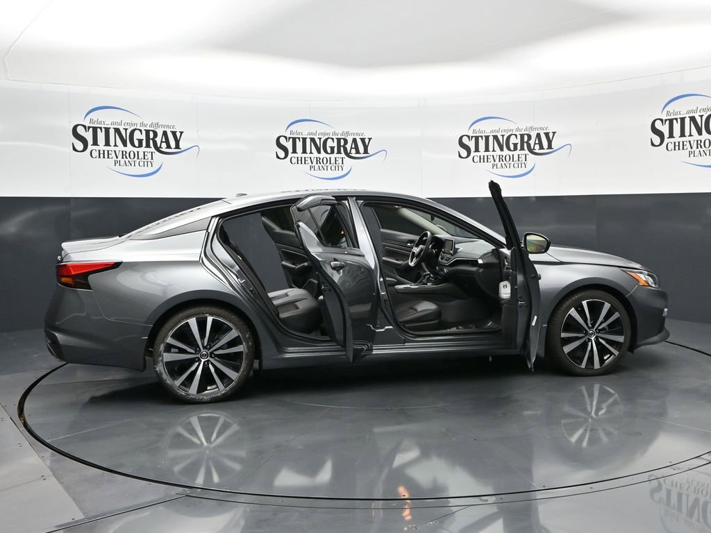 Used 2022 Nissan Altima 2.5 SR image 27