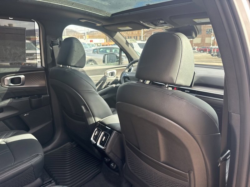 New 2026 Kia Sorento SX Prestige image 16
