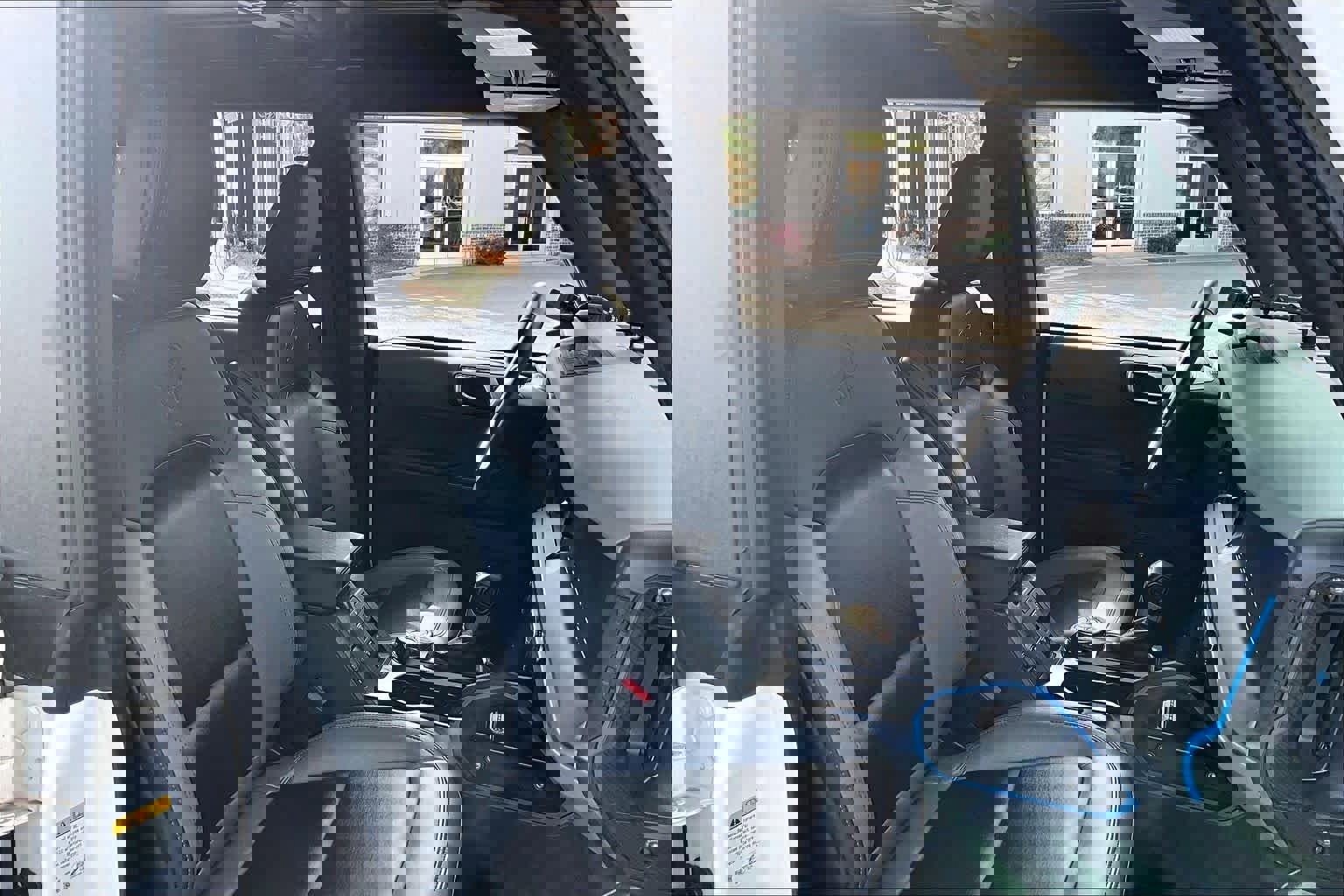 Used 2024 Ford Bronco Black Diamond image 9