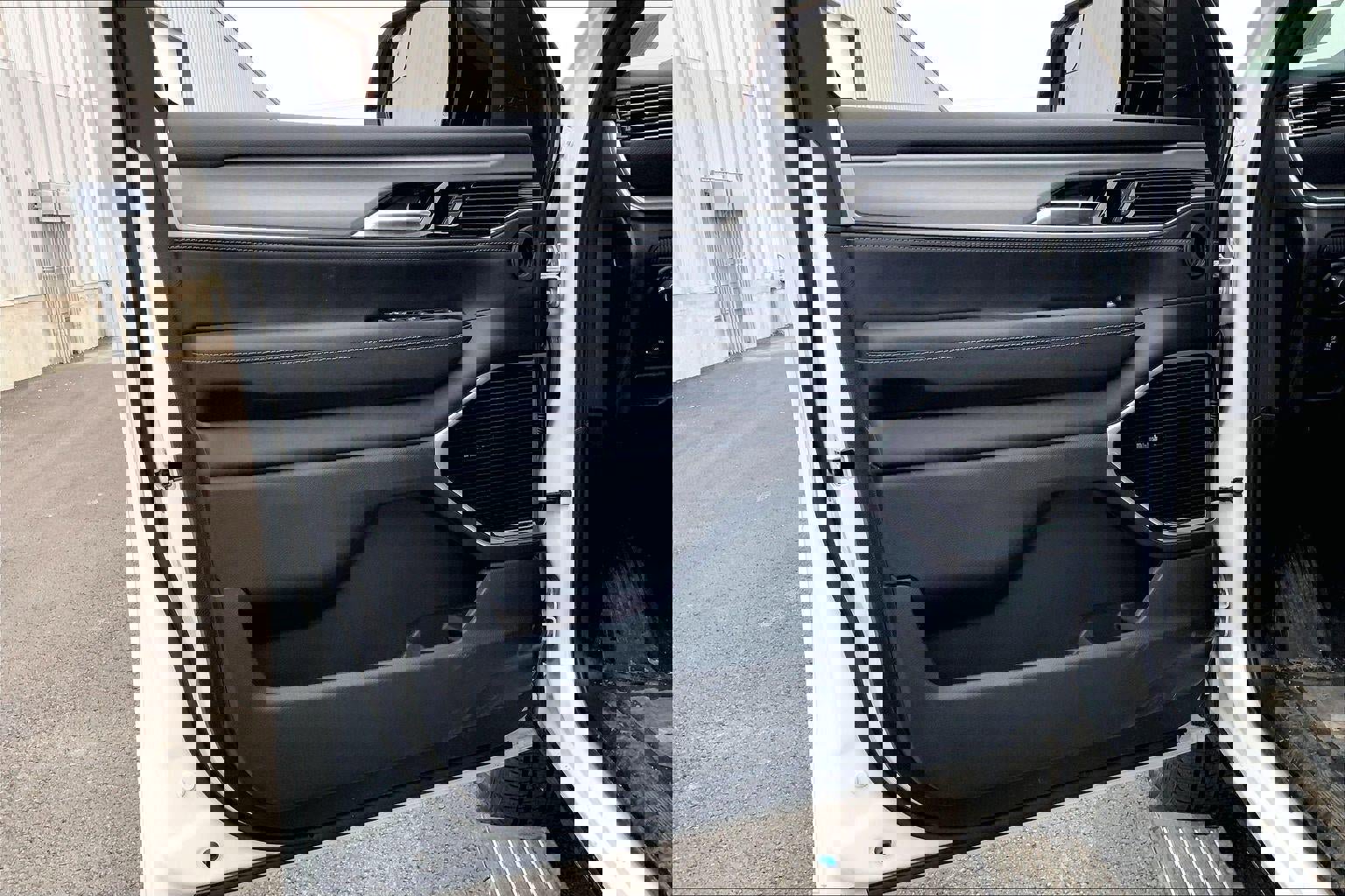 New 2026 Jeep Grand Wagoneer L Limited w/ Premium Group II image 18