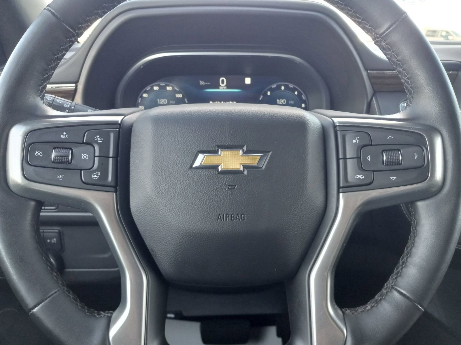 Used 2023 Chevrolet Suburban Premier AWD/4WD image 21