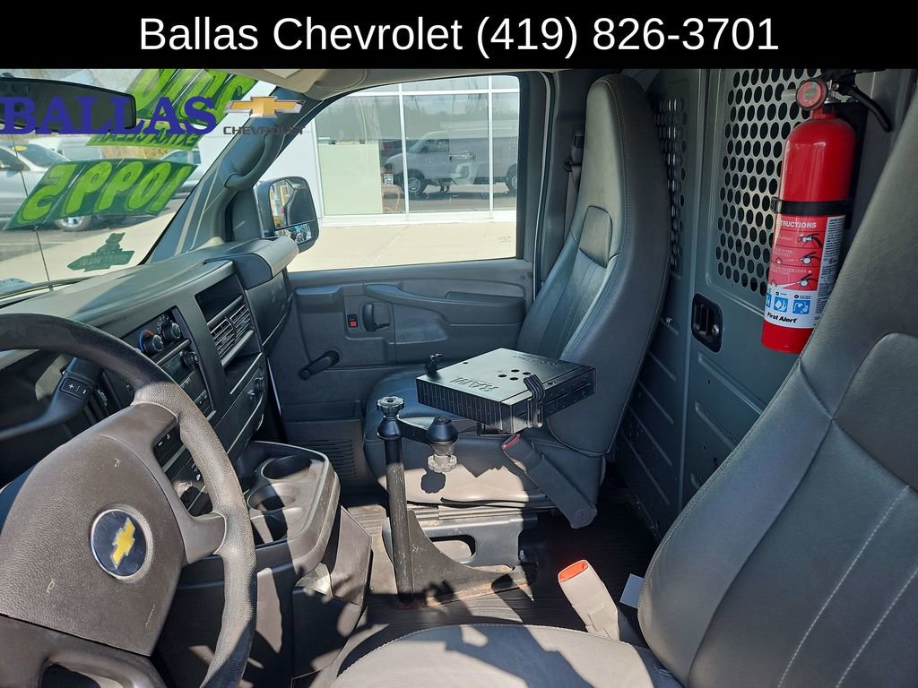 Used 2018 Chevrolet Express 2500 w/ Driver Convenience Package image 20