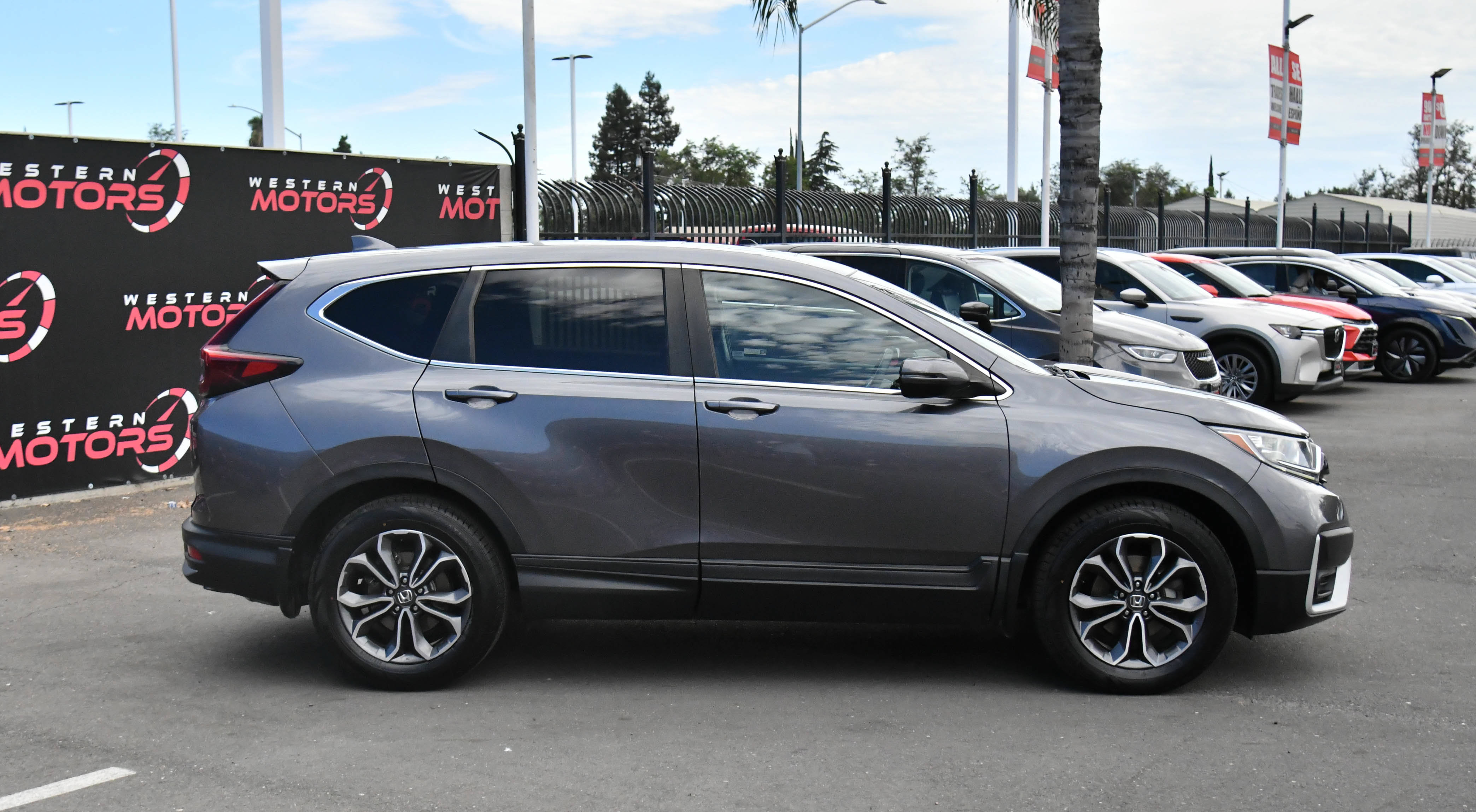 Used 2021 Honda CR-V EX image 9