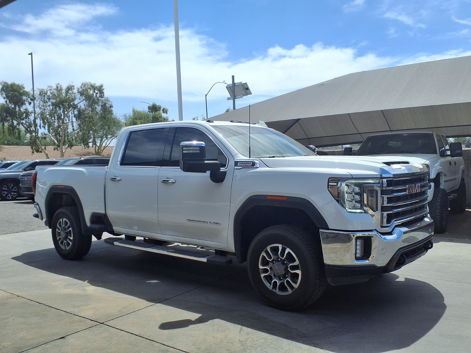 Used 2023 GMC Sierra 2500 SLT w/ SLT Convenience Package AWD/4WD image 3